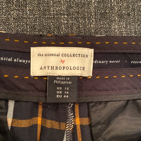 Anthropologie The Essential Slim Kick Flare Cropped Plaid pants size 12 - Picture 6 of 7